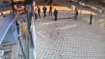 Okul önünde bekçiye saldıran kişinin öğretmen olduğu ortaya çıktı