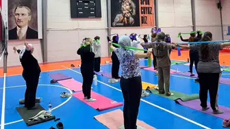 Sivrihisar'da kadınlara yönelik pilates kursu 57 katılımcıyla başladı