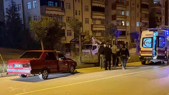 Sinop'ta otomobil ağaca çarptı: 1 kişi yaralandı