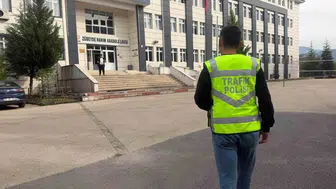 Karabük'te okul çevrelerinde denetimler aralıksız sürüyor