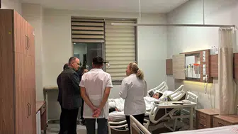 Manisa Valisi Özkan, kazada yaralananları ziyaret etti, 13 kişi taburcu oldu