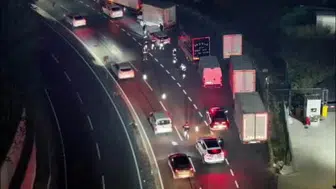 Küçükçekmece'de asayiş uygulamasında 7 şüpheli yakalandı
