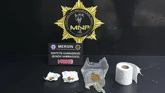 Mersin'de sokak satıcılarına yönelik narkotik operasyonu: 2 tutuklama