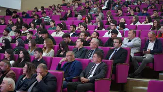 Bartın'da uluslararası eğitim kongresi: 14 ülkeden 300 araştırmacı buluştu