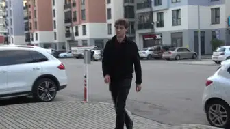 19 yaşındaki genç işletmeci, boykot ürünlerini satmıyor