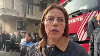Maltepe'de kurtarma çalışmaları devam ediyor, içeride 4 kişi olduğu tahmin ediliyor