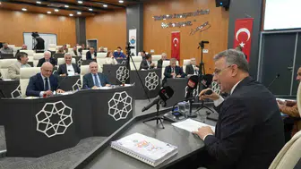 İlkadım Belediye Başkanı Kurnaz, işçi çıkarmalarla ilgili açıklamalarda bulundu