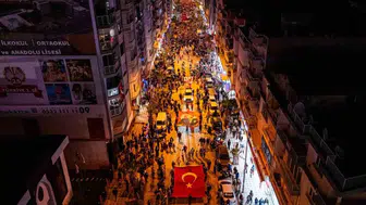 Turgutlu'da Cumhuriyet'in 103'üncü yılı Işın Karaca konseriyle kutlandı