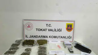 Erbaa’da jandarmadan uyuşturucu operasyonu: 1 kilo 780 gram skunk ele geçirildi