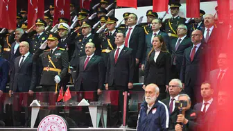 Balıkesir'de Cumhuriyet'in 103. yıl dönümü törenle kutlandı
