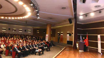 Erzurum'da 'İletişim Yüzyılı' eğitim programı başladı