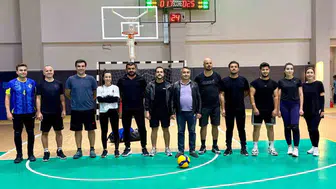 Koçarlı'da voleybol turnuvasında şampiyon İlçe Milli Eğitim takımı oldu