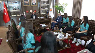 Başkan Doğan sporcuları tebrik etti: 'Şehrimizin evlatlarıyla gurur duyuyorum'