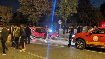Kayseri'de otomobilin motosiklete çarpması sonucu 1 kişi ağır yaralandı