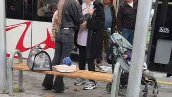 Samsun'da tramvay istasyonunda kedi tartışması kavgaya dönüştü
