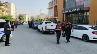 Silifke Belediyesine yönelik ikinci dalga operasyonda 3 şüpheli tutuklandı