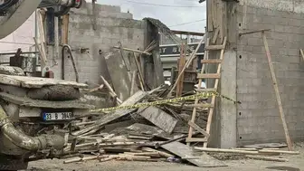 Nizip'te inşaat kalıbı çöktü: 3 işçi yaralandı