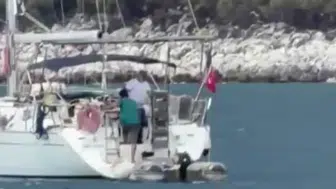 Antalya'da 19 düzensiz göçmen ve 3 organizatör yakalandı