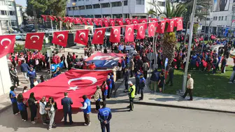 Bafra'da Cumhuriyet'in 103. yılı yürüyüşle kutlandı
