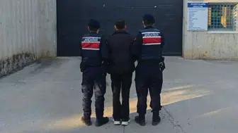 Bafra'da 11 yıl 3 ay hapis cezasıyla aranan şahıs yakalandı