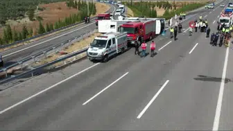 Manisa'da tır ve otobüs çarpıştı: 11 ölü, 27 yaralı