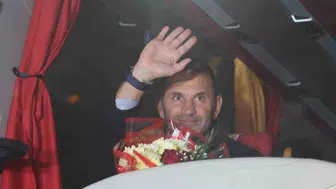 Galatasaray kafilesi Konyaspor maçı için Konya'ya ulaştı