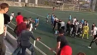 Karabük'teki U17 maçında kavga çıktı: Karşılaşma 78. dakikada tatil edildi