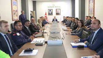 Kütahya'da güvenlik ve asayiş toplantısı yapıldı
