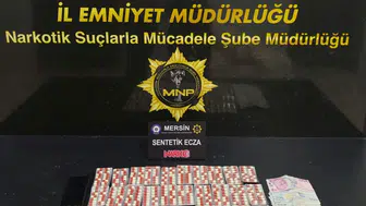 Mersin'de sokak satıcılarına operasyon: 4 kişi tutuklandı