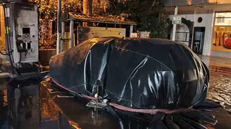 Alanya'da şarj istasyonunda elektrikli araç yandı
