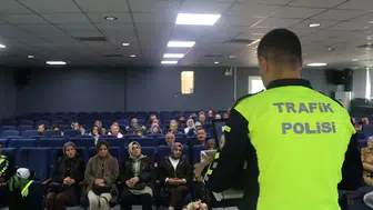 Bilecik'te 86 servis şoförü ve rehber personele eğitim verildi