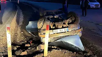 Çorum'da şarampole devrilen otomobil hurdaya döndü: Sürücü yara almadan kurtuldu