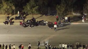 İzmir'de driftçilere baskın: 17 araç trafikten men edildi