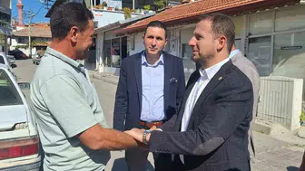 Ahmet Kılıç, Selendi'de esnafın taleplerini dinledi