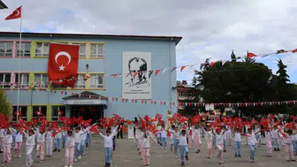 Çivril’de 29 Ekim Cumhuriyet Bayramı kutlamaları törenlerle başladı