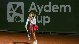 Milli tenisçi çağla büyükakçay, aydem cup’a özel gösteri maçıyla renk kattı