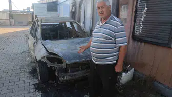 Antakya'da depremzedenin otomobili hırsızlık girişimi sırasında yandı