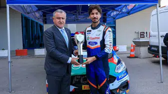 Bakan Bak, Formula 1 Türkiye Grand Prix’si öncesi İstanbul Park’ta sürüş yaptı