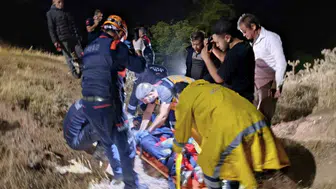 Aydın'da otomobil uçuruma devrildi, 1 kişi yaralandı