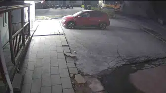 Artvin'deki tır garajında heyelan yaşandı, 1 kişi hayatını kaybetti