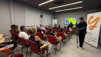 Mersin'de aile şirketlerine kurumsallaşma eğitimi veriliyor