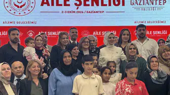 Bakan Göktaş: Türkiye’de 261 bin 854 gencimiz Aile ve Gençlik Fonu kredisiyle evlendi