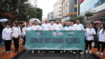 Trabzon Gastronomi Festivali kortej yürüyüşüyle başladı
