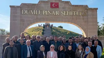 Tavşanlı'daki okul müdürleri için Kütahya ve Dumlupınar'a eğitim gezisi