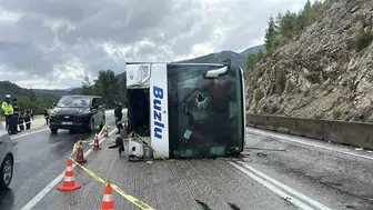 Burdur'da 1 kişinin öldüğü otobüs kazasında sürücü tutuklandı