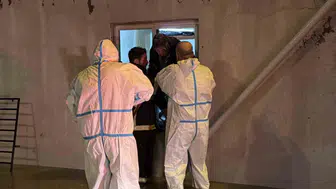 Adıyaman'da su basan evde mahsur kalan iki yaşlı kadın pencereden kurtarıldı