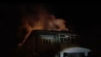 Tokat'ta banyo kazanından çıkan yangın evi küle çevirdi