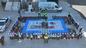 Jandarma, ilkokul öğrencilerine trafik eğitimi verdi