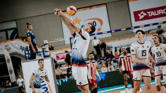 Halkbank, Giganci Siatkowki Turnuvası’nda Spor Toto’yu 3-2 yendi