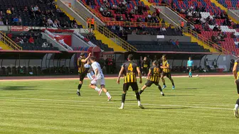 Niğde Belediyespor, kadınlar ve çocuklar için ücretsiz tribün imkanı sağladı